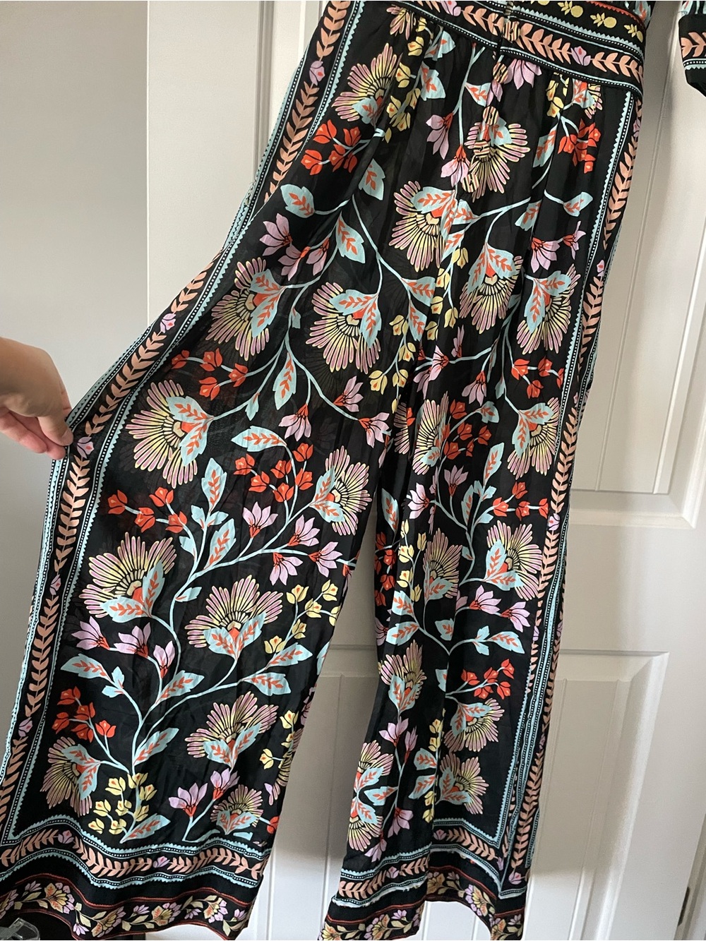 FARM Rio Black Floral Embroidered V-Neck Maxi Dress - Picture 6 of 10